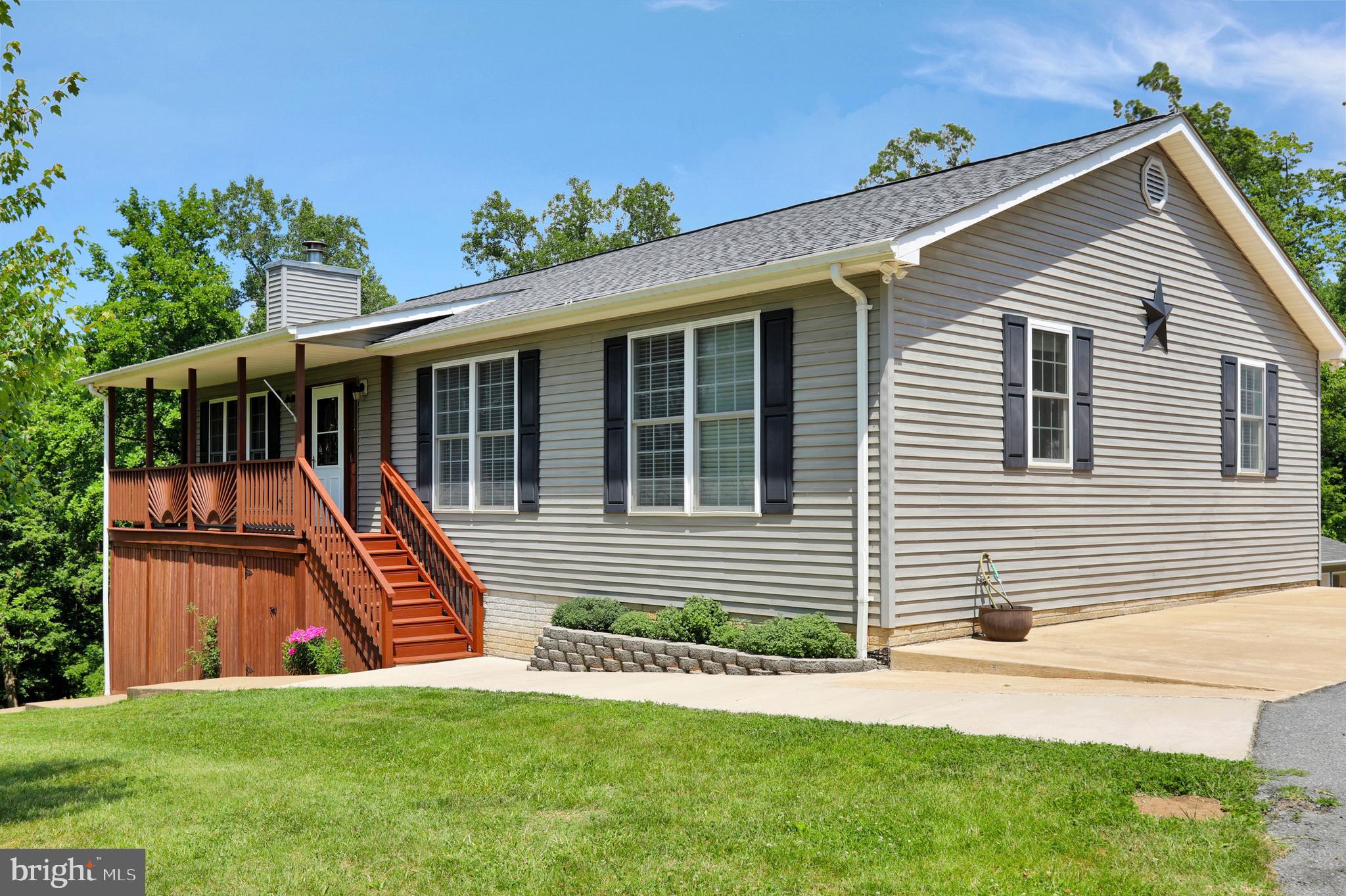 53 Summit Ridge Road Front Royal, VA 22630 - Photo 2 of 54 Gallery Image 2