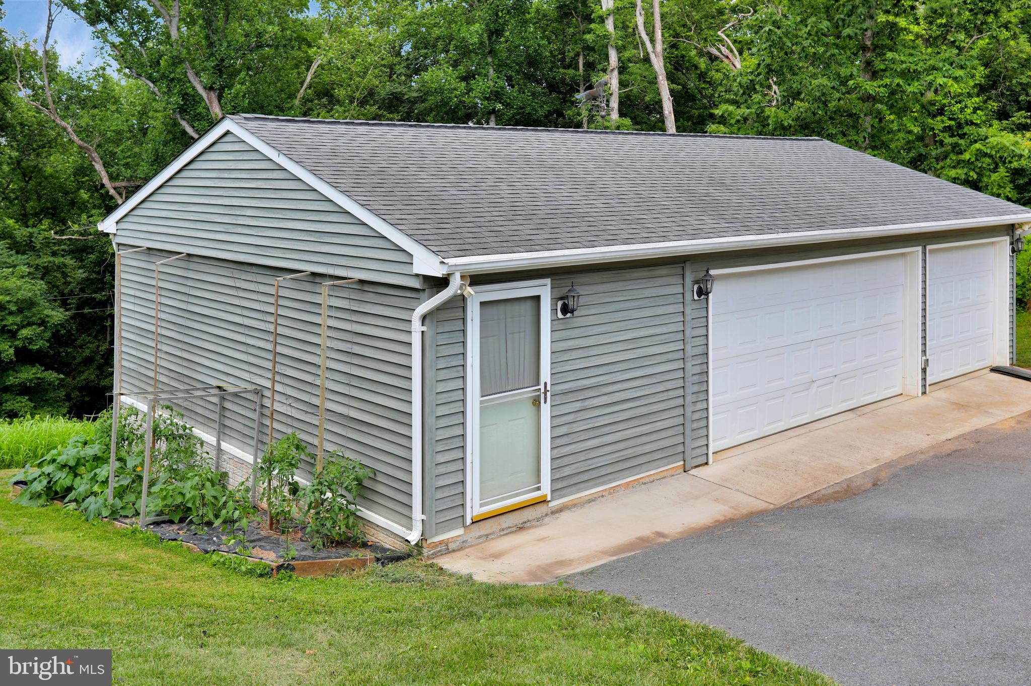 53 Summit Ridge Road Front Royal, VA 22630 - Photo 54 of 54 2 Car Detached Garage