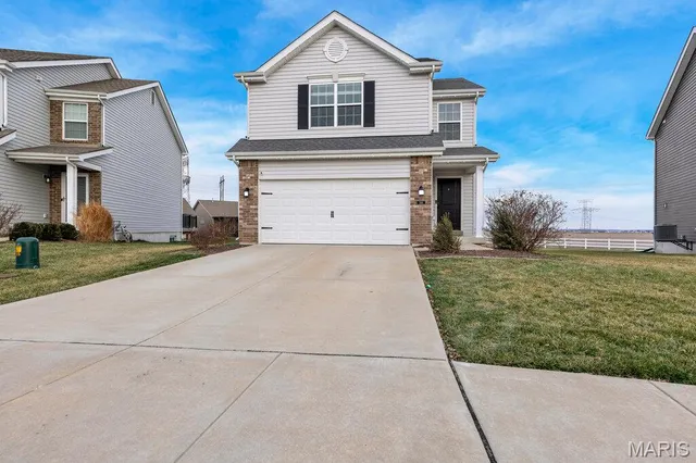 $344,900 | 346 Charlestowne Place Drive, St. Charles, MO 63301