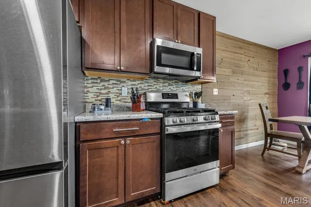 $344,900 | 346 Charlestowne Place Drive, St. Charles, MO 63301