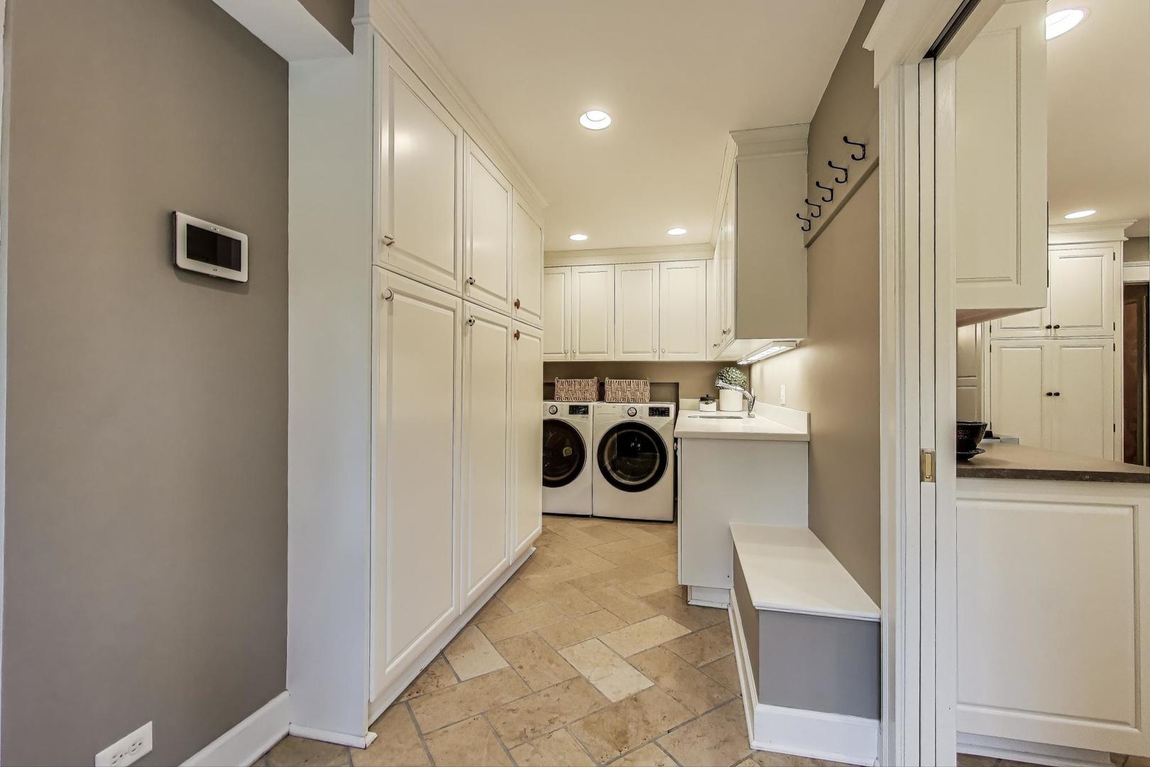 265 Sunset Drive Northfield, IL 60093 - Photo 12 of 45