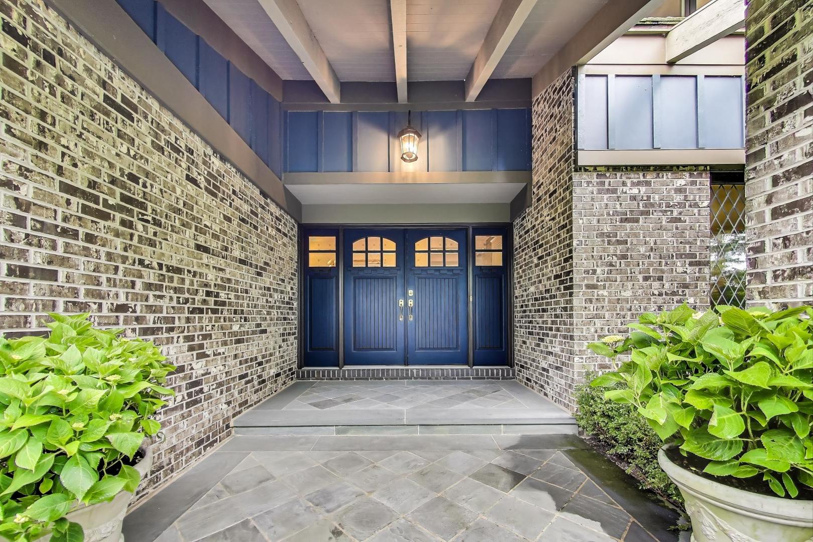 265 Sunset Drive Northfield, IL 60093 - Photo 2 of 45