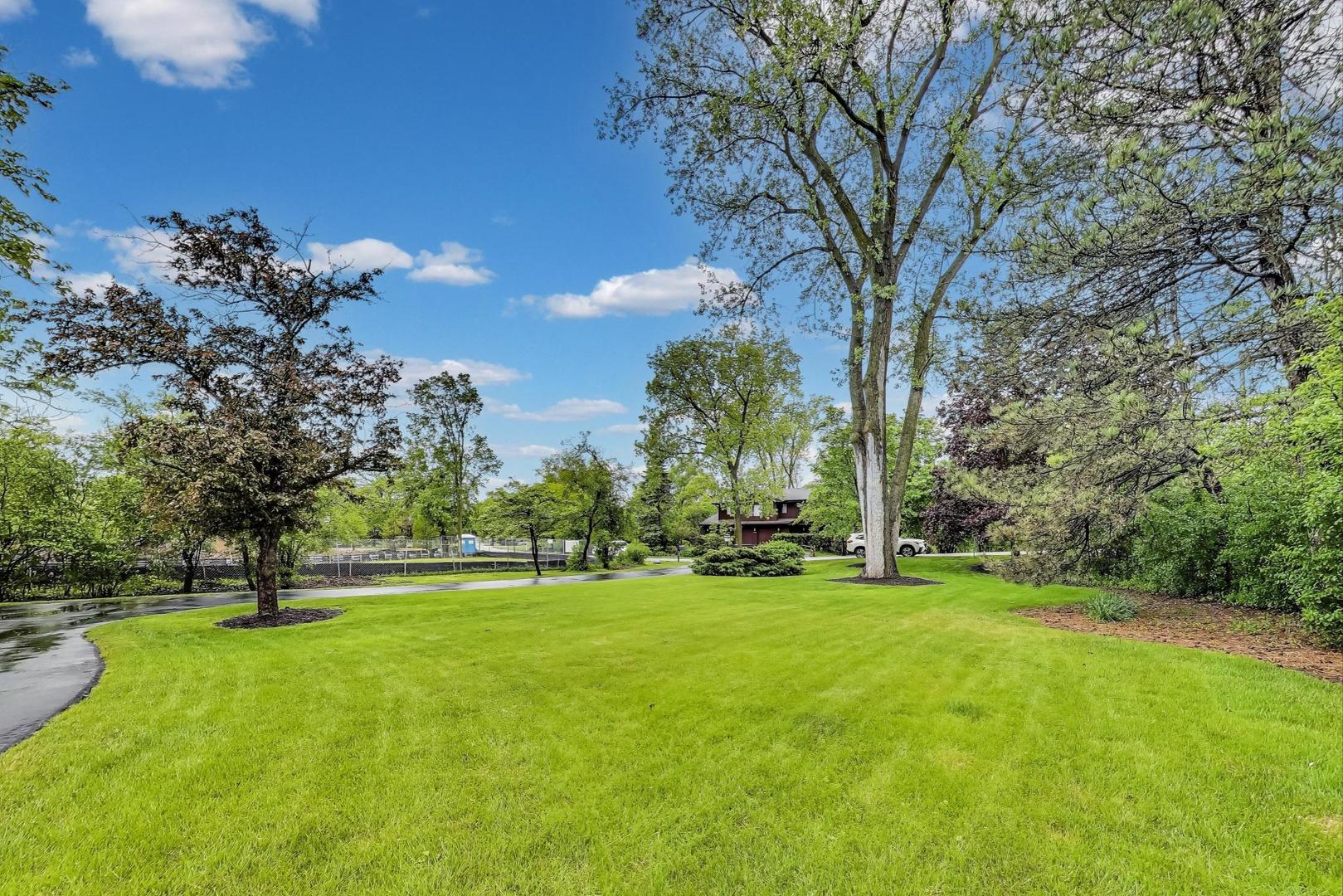 265 Sunset Drive Northfield, IL 60093 - Photo 42 of 45