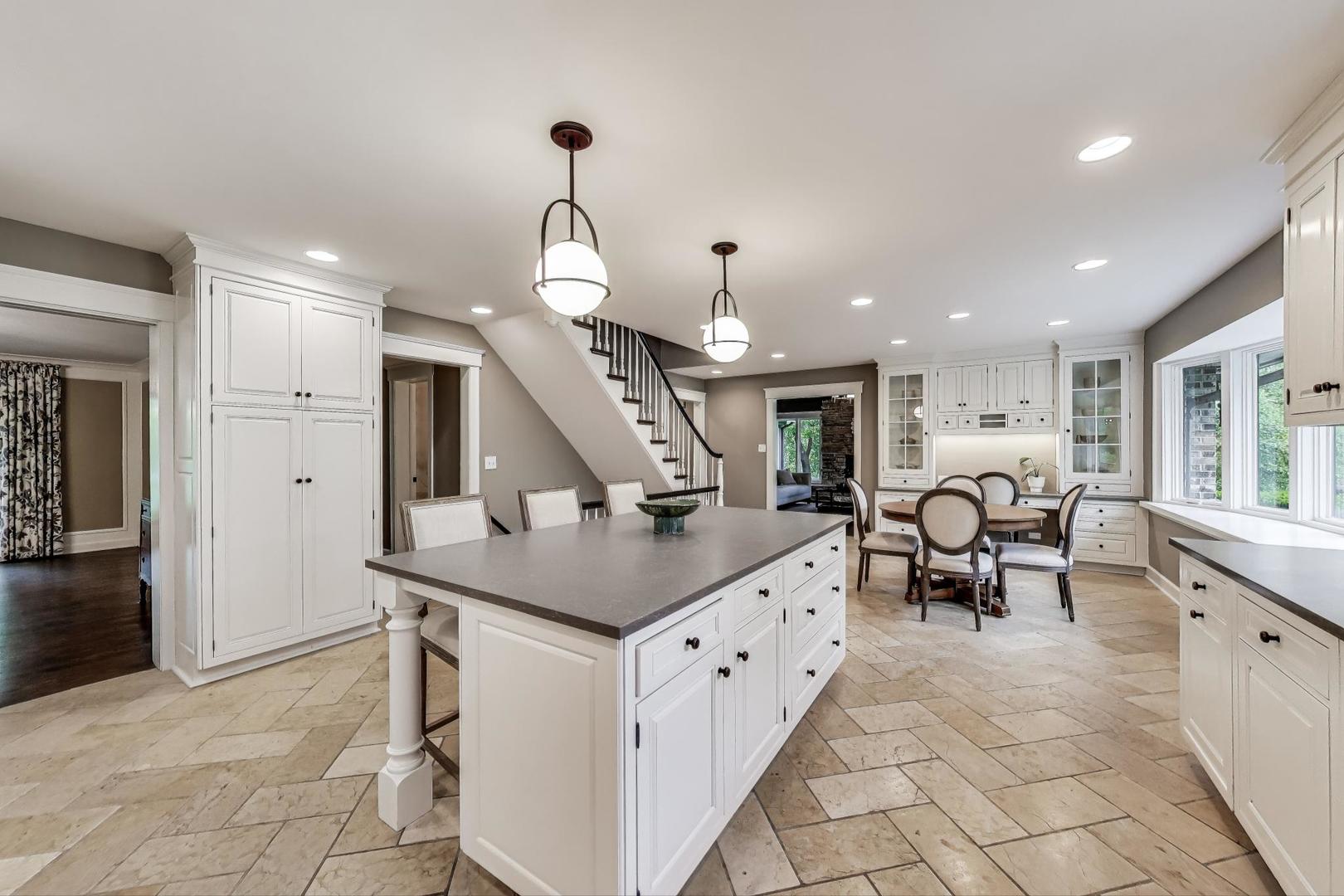 265 Sunset Drive Northfield, IL 60093 - Photo 6 of 45