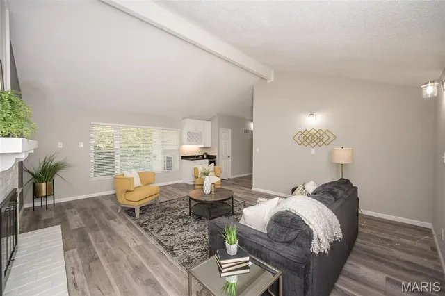 $360,000 | 211 Walden Court, Eureka, MO 63025