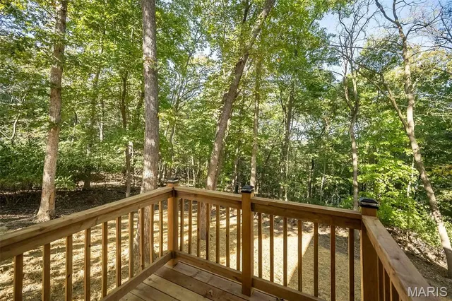 $360,000 | 211 Walden Court, Eureka, MO 63025