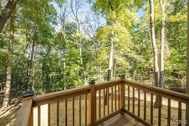 $360,000 | 211 Walden Court, Eureka, MO 63025