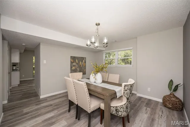 $360,000 | 211 Walden Court, Eureka, MO 63025