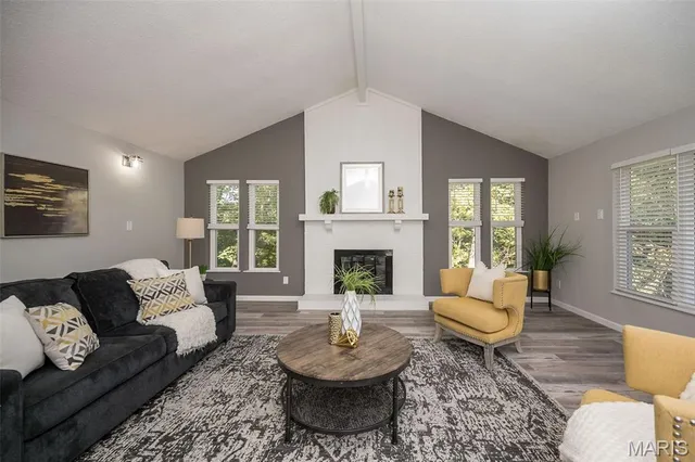 $360,000 | 211 Walden Court, Eureka, MO 63025