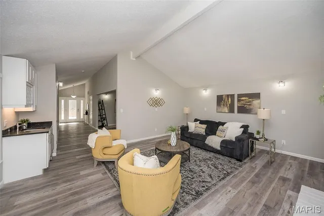 $360,000 | 211 Walden Court, Eureka, MO 63025