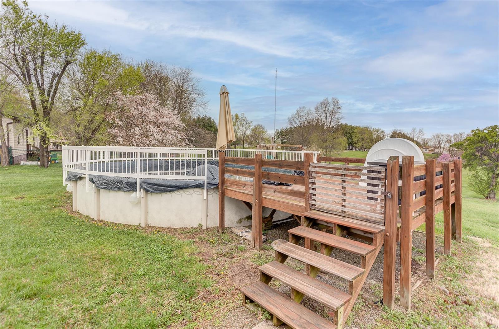 3712 Airport Road Godfrey, IL 62035 - Photo 6 of 39