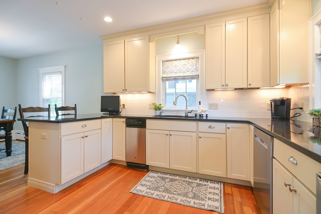 45 Upland Road Attleboro, MA 02703 - Photo 3 of 42 Gallery Image 3