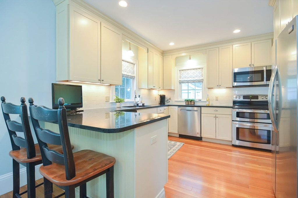 45 Upland Road Attleboro, MA 02703 - Photo 7 of 42 Gallery Image 7