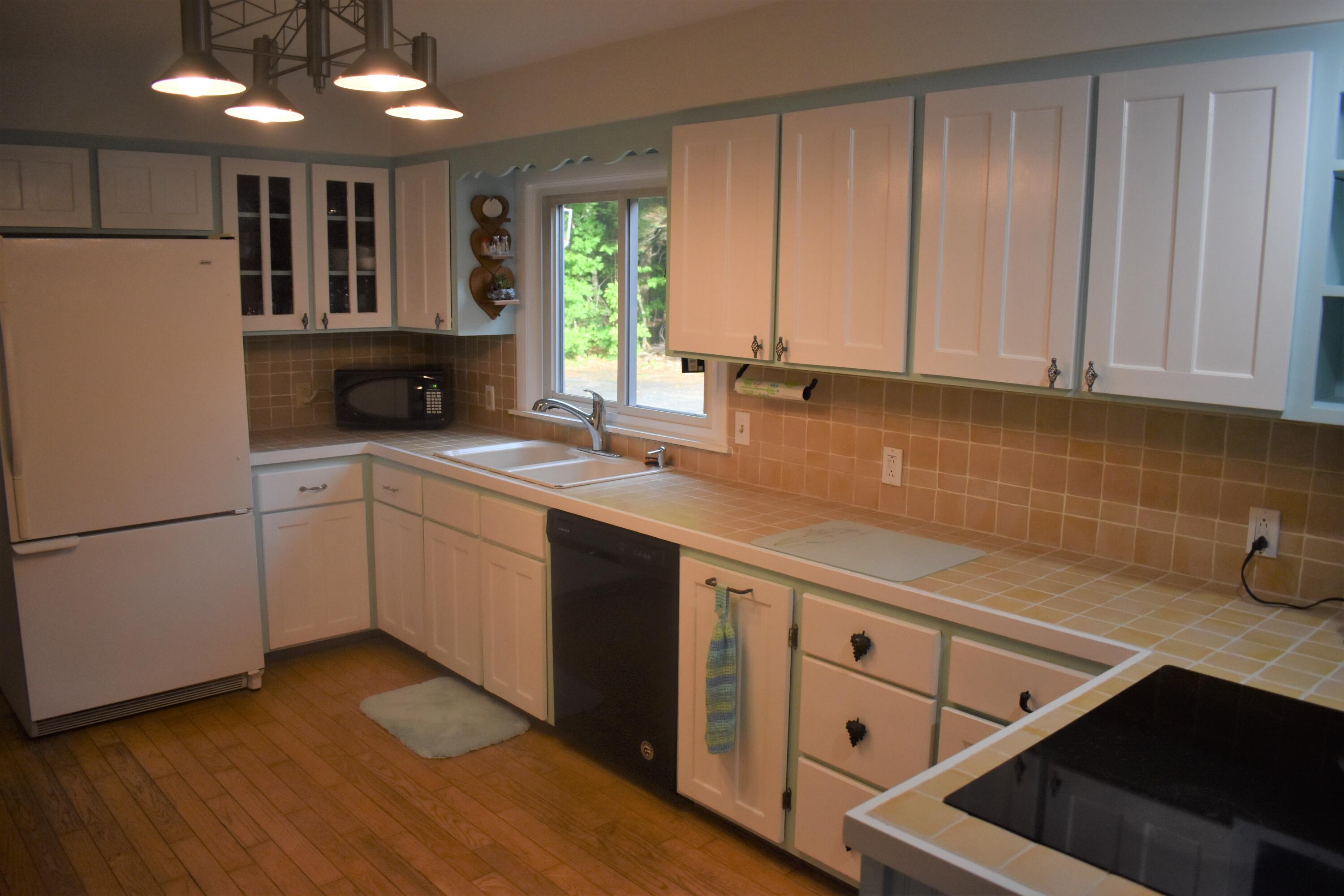 77 Pennwood Road Winthrop, ME 04364 - Photo 4 of 53 DSC_0379