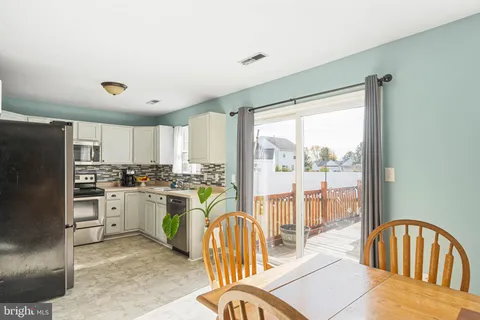 $350,000 | 151 East Chimney Top Lane, Felton, DE 19943