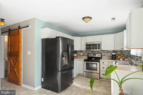 $350,000 | 151 East Chimney Top Lane, Felton, DE 19943