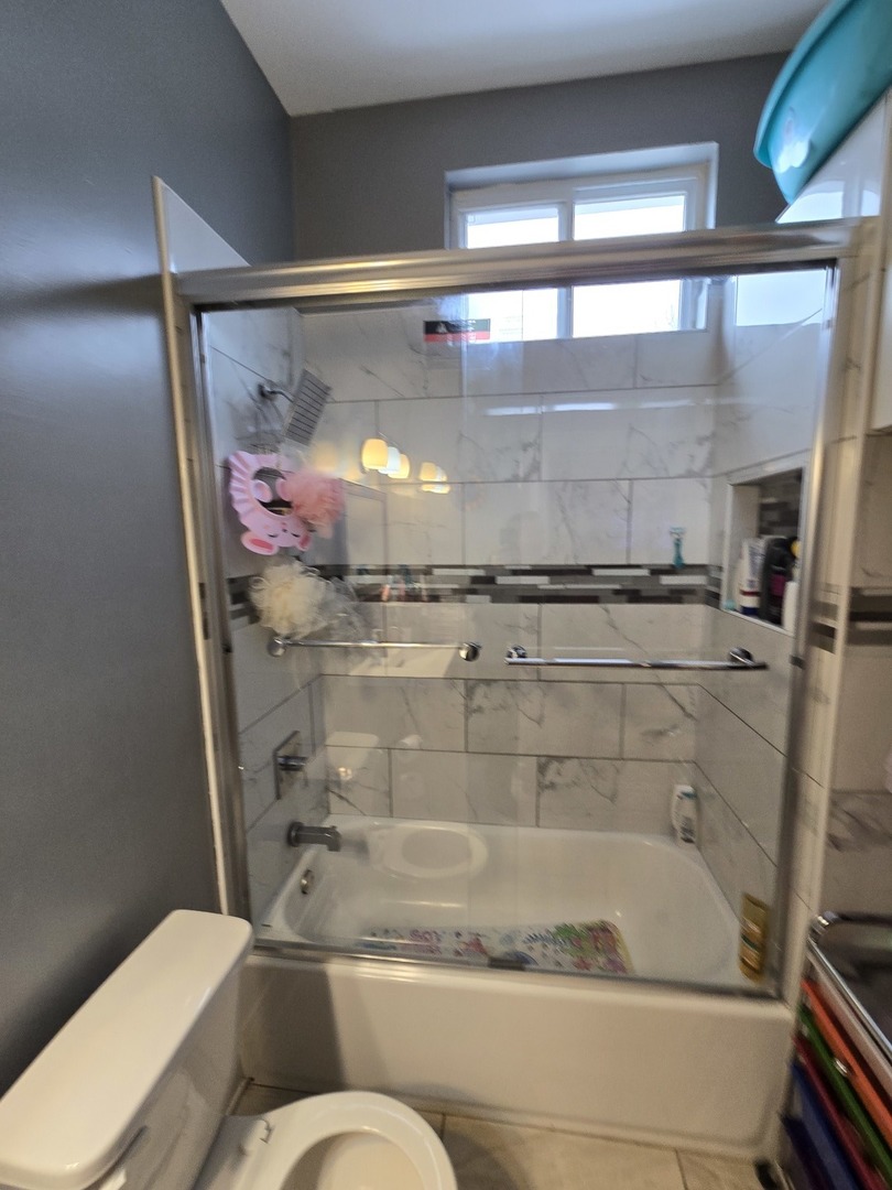 5621 South Racine Avenue Chicago, IL 60636 - Photo 8 of 24