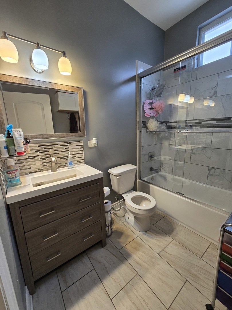 5621 South Racine Avenue Chicago, IL 60636 - Photo 9 of 24