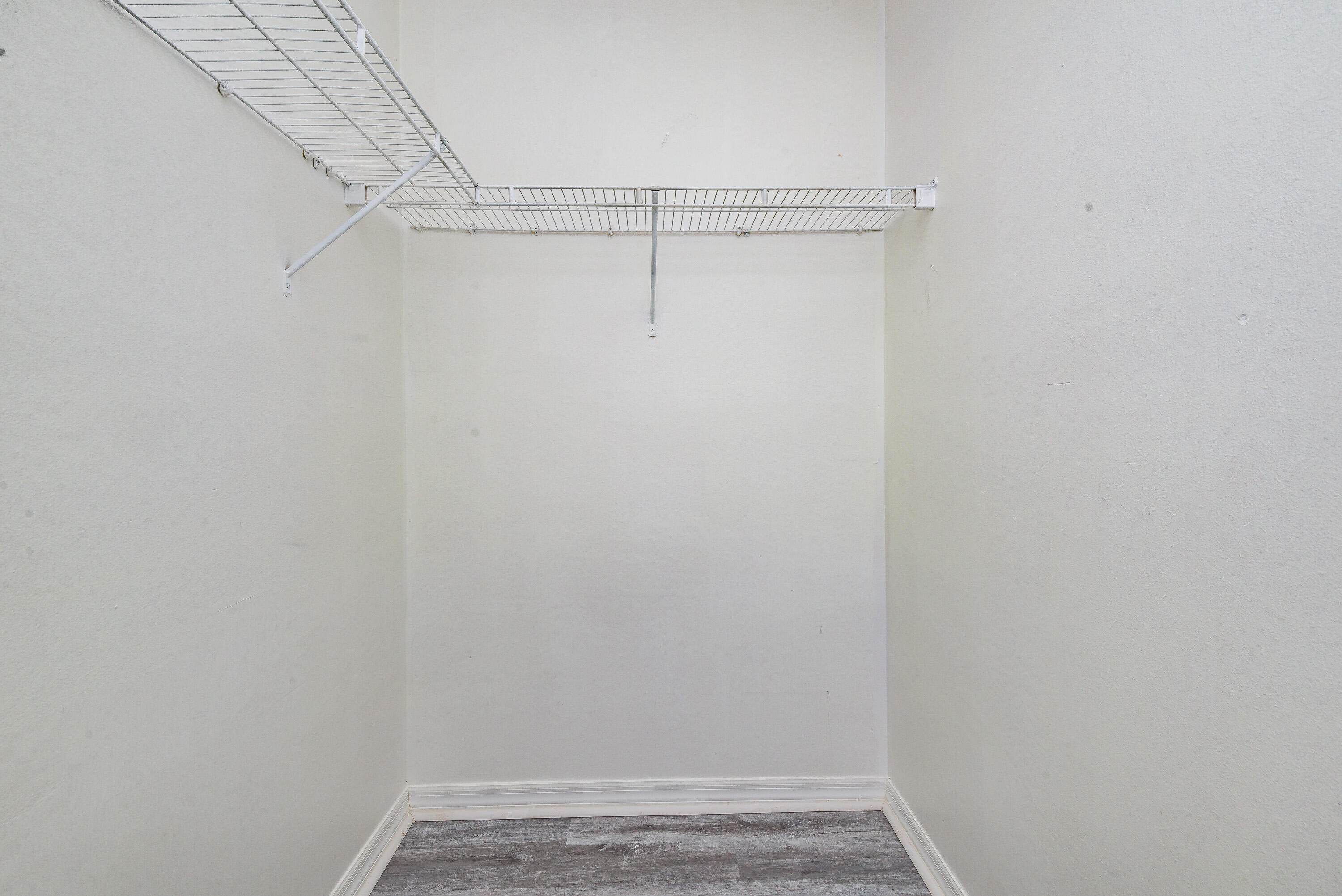 602 Villa Circle Boynton Beach, FL 33435 - Photo 15 of 27 a view of small space