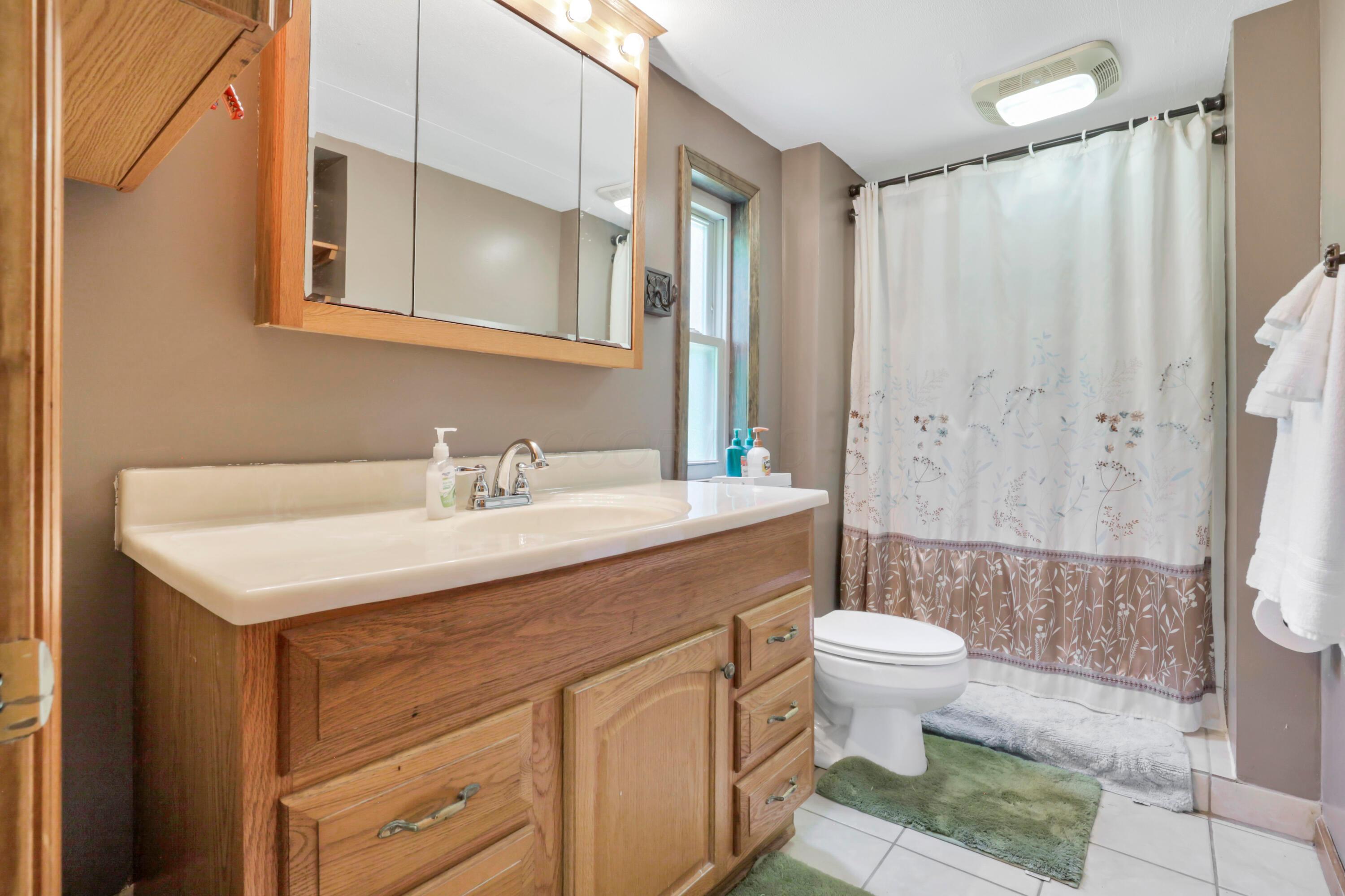 24138 Huffines Road Rockbridge, OH 43149 - Photo 22 of 74 19-print-IMG_8078