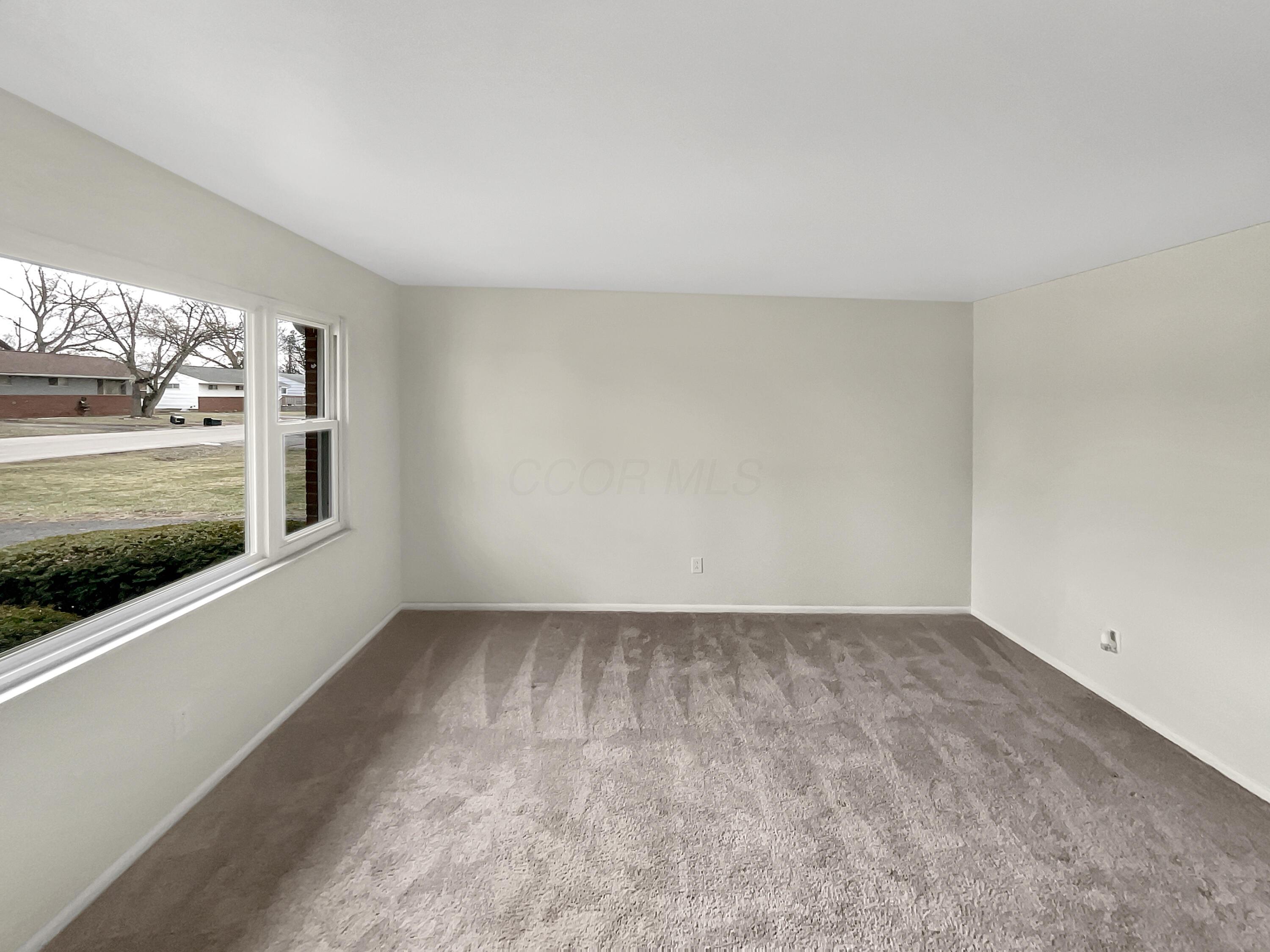 503 Smith Road Columbus, OH 43228 - Photo 3 of 21 listing_2
