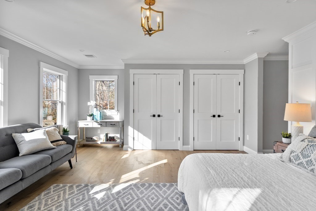 42 Colonial Road Hingham, MA 02043 - Photo 13 of 27