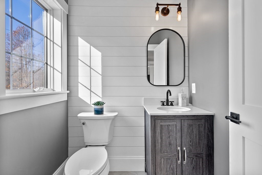 42 Colonial Road Hingham, MA 02043 - Photo 26 of 27