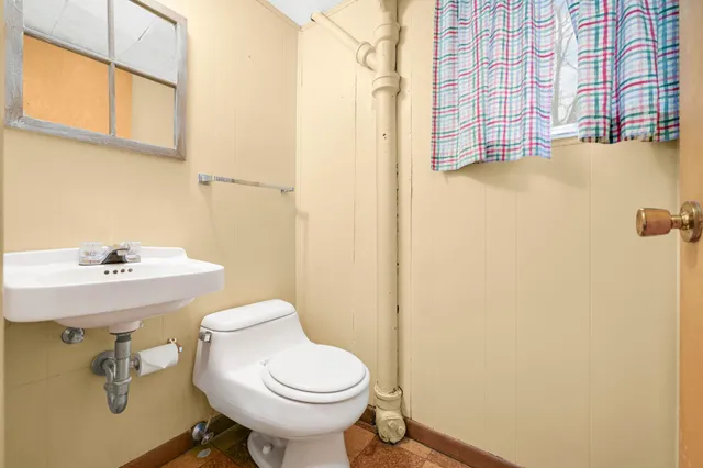 $850,000 | 3133 Fairchild Avenue, Wayzata, MN 55391