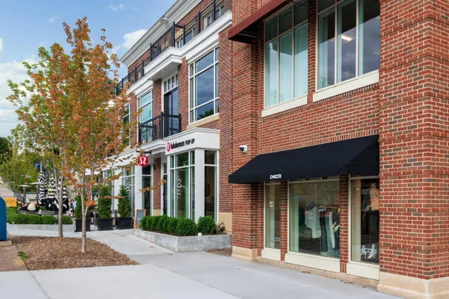 $850,000 | 3133 Fairchild Avenue, Wayzata, MN 55391