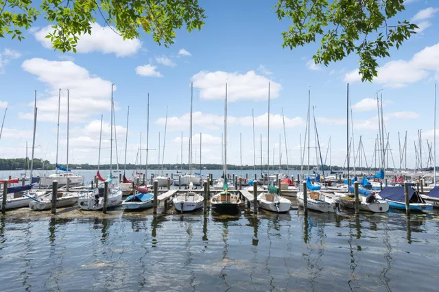 $850,000 | 3133 Fairchild Avenue, Wayzata, MN 55391