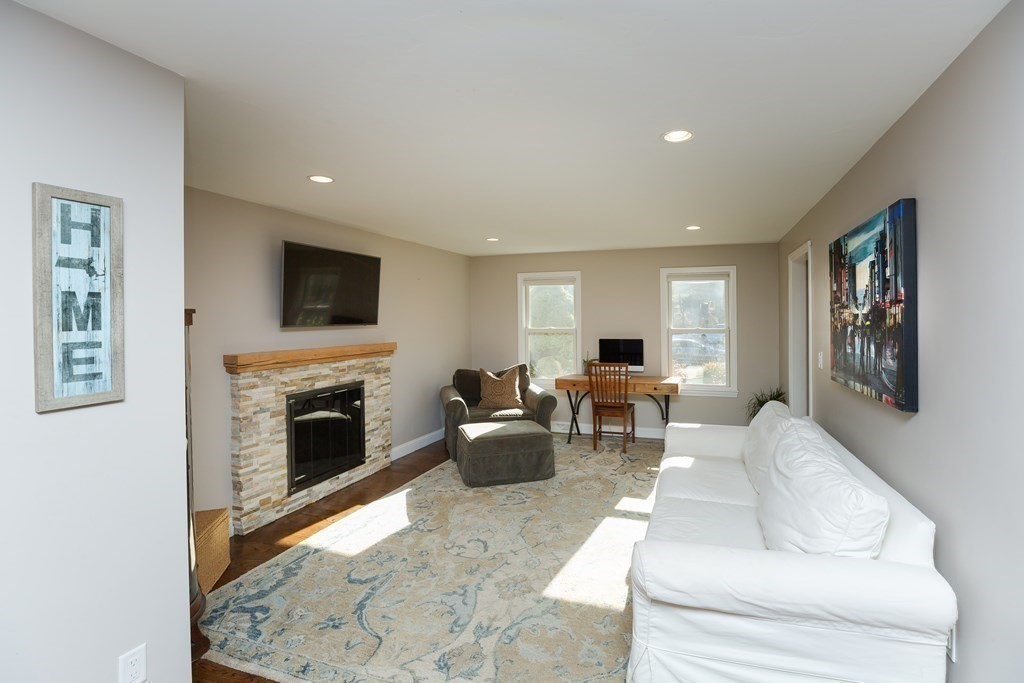 5 Ridgewood Path Foxboro, MA 02035 - Photo 11 of 28 Gallery Image 11