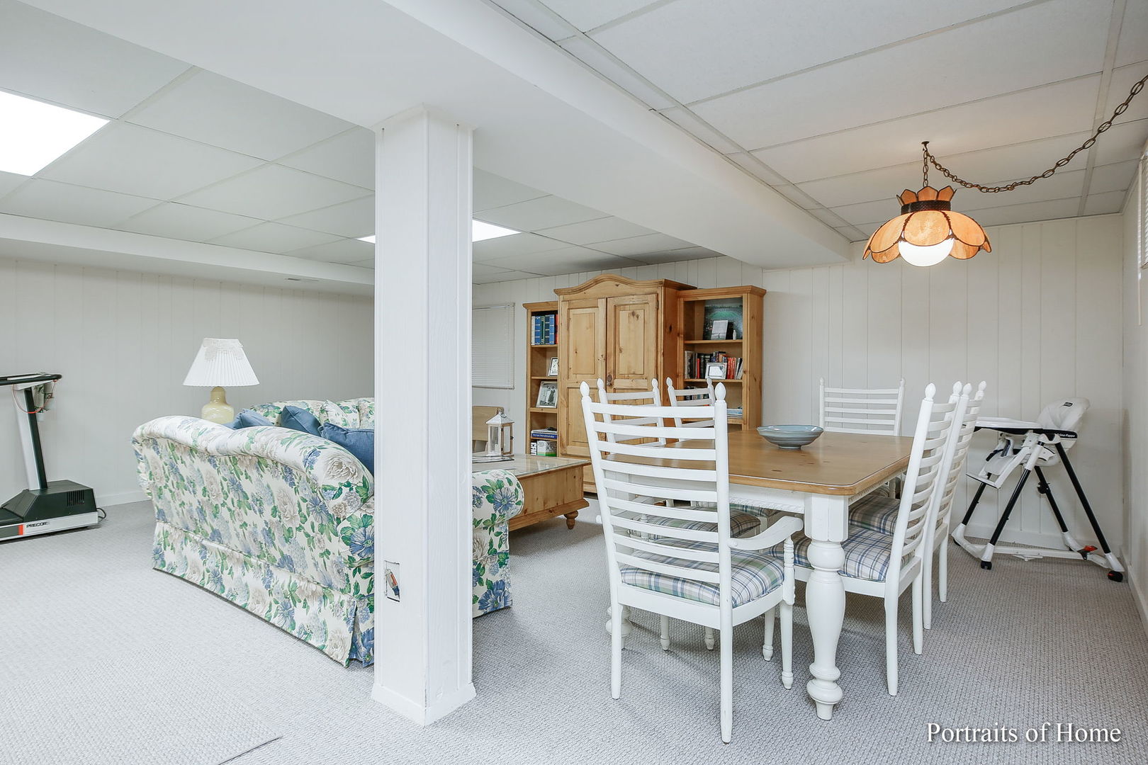 45 Cambridge Drive Oak Brook, IL 60523 - Photo 28 of 41 a view of a dining room with furniture and a chandelier