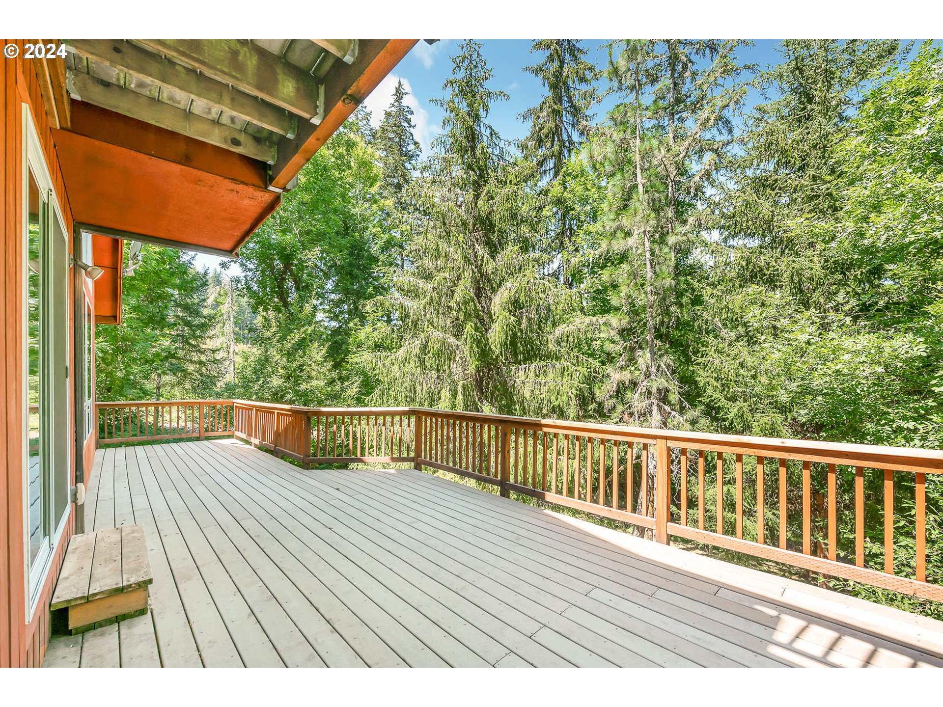 28750 Fox Hollow Road Eugene, OR 97405 - Photo 25 of 43 Gallery Image 25