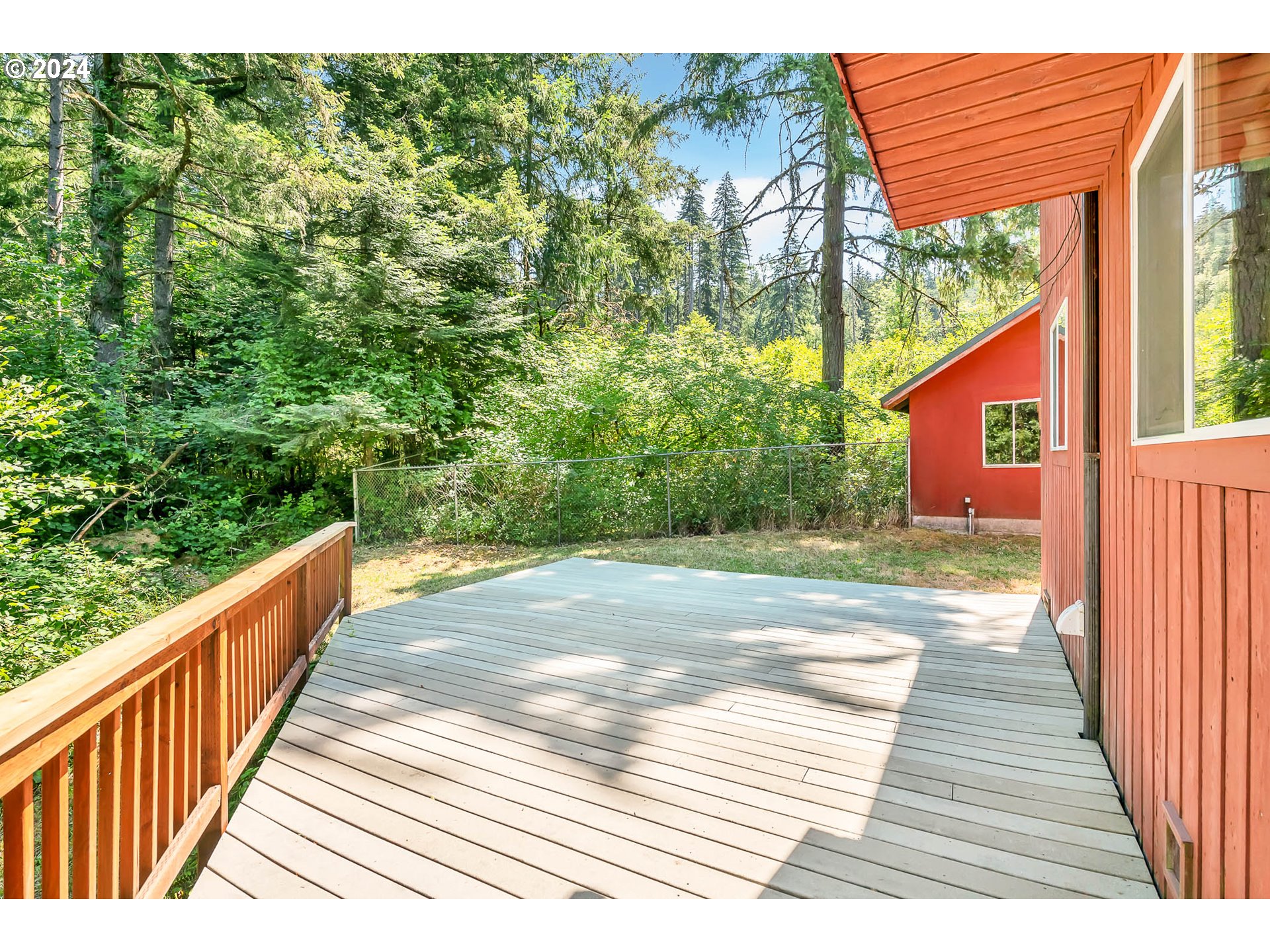 28750 Fox Hollow Road Eugene, OR 97405 - Photo 28 of 43 Gallery Image 28
