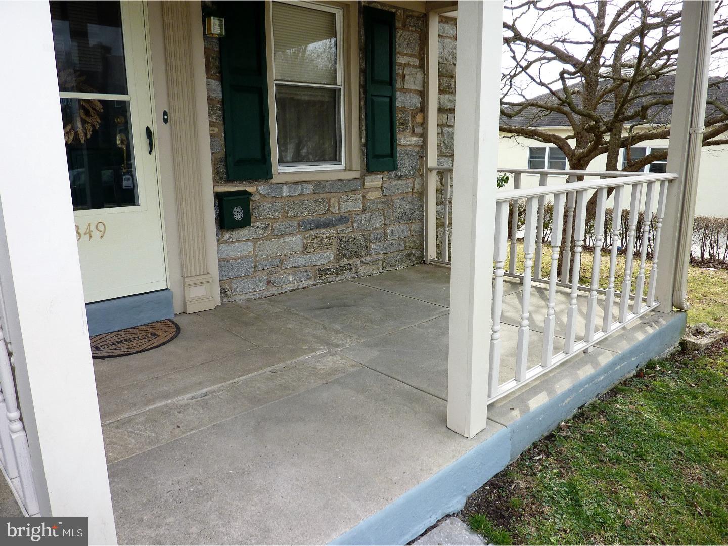 349 South Rolling Road Springfield, PA 19064 - Photo 4 of 20 Porch