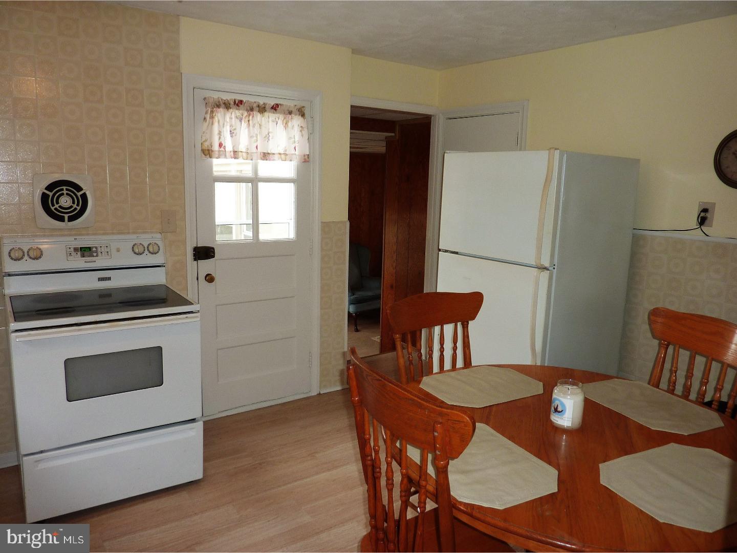349 South Rolling Road Springfield, PA 19064 - Photo 9 of 20 Kitchen