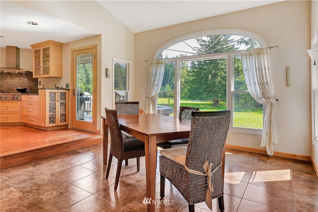 3575 Haynie Road Blaine, WA 98230 - Photo 5 of 25 Gallery Image 5
