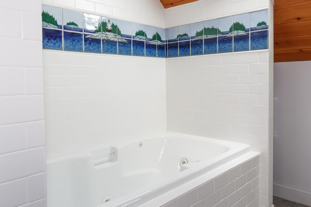 278 South Dyer Neck Road Newcastle, ME 04553 - Photo 23 of 29 Upstairs Bath, beautiful Tile in...