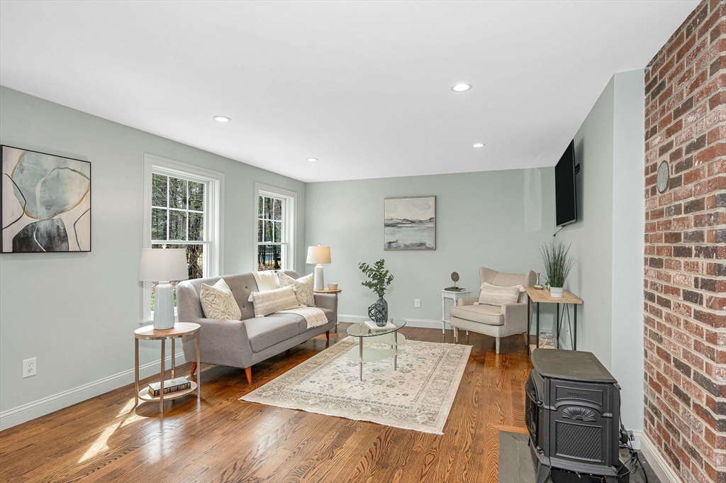 29 Washington Street Boxford, MA 01921 - Photo 7 of 39 a living room with furniture and a window