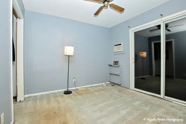 $180,000 | 3012 Oakwood Avenue, McHenry, IL 60051