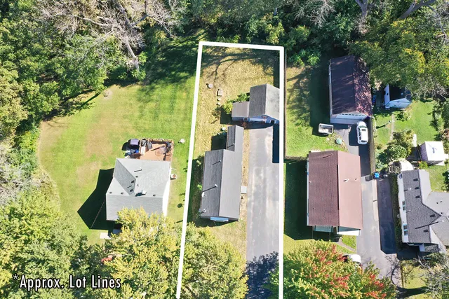 $180,000 | 3012 Oakwood Avenue, McHenry, IL 60051