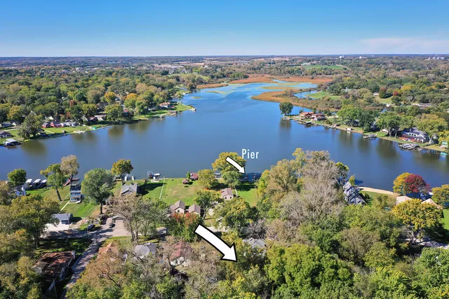 $180,000 | 3012 Oakwood Avenue, McHenry, IL 60051