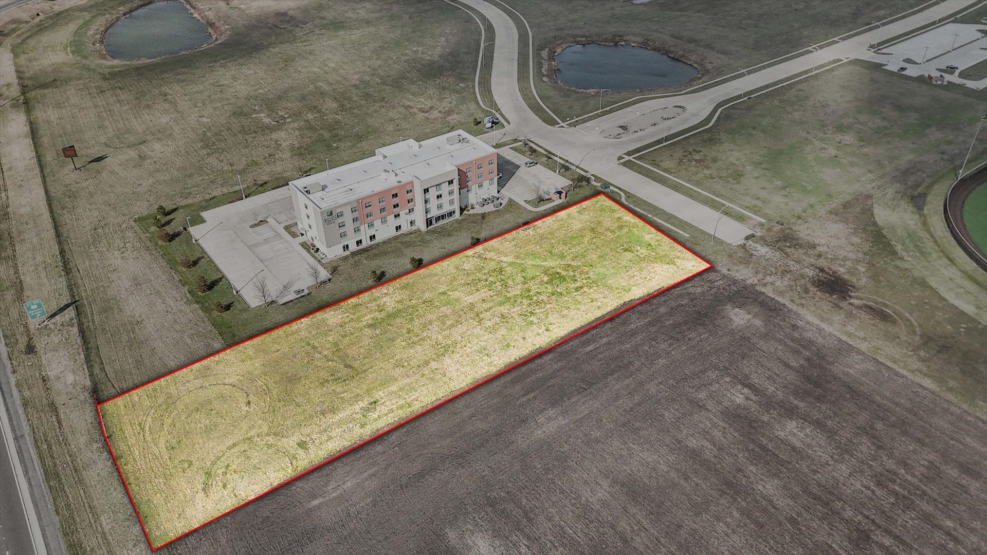 950 Broadmeadow Road Rantoul, IL 61866 - Photo 4 of 29