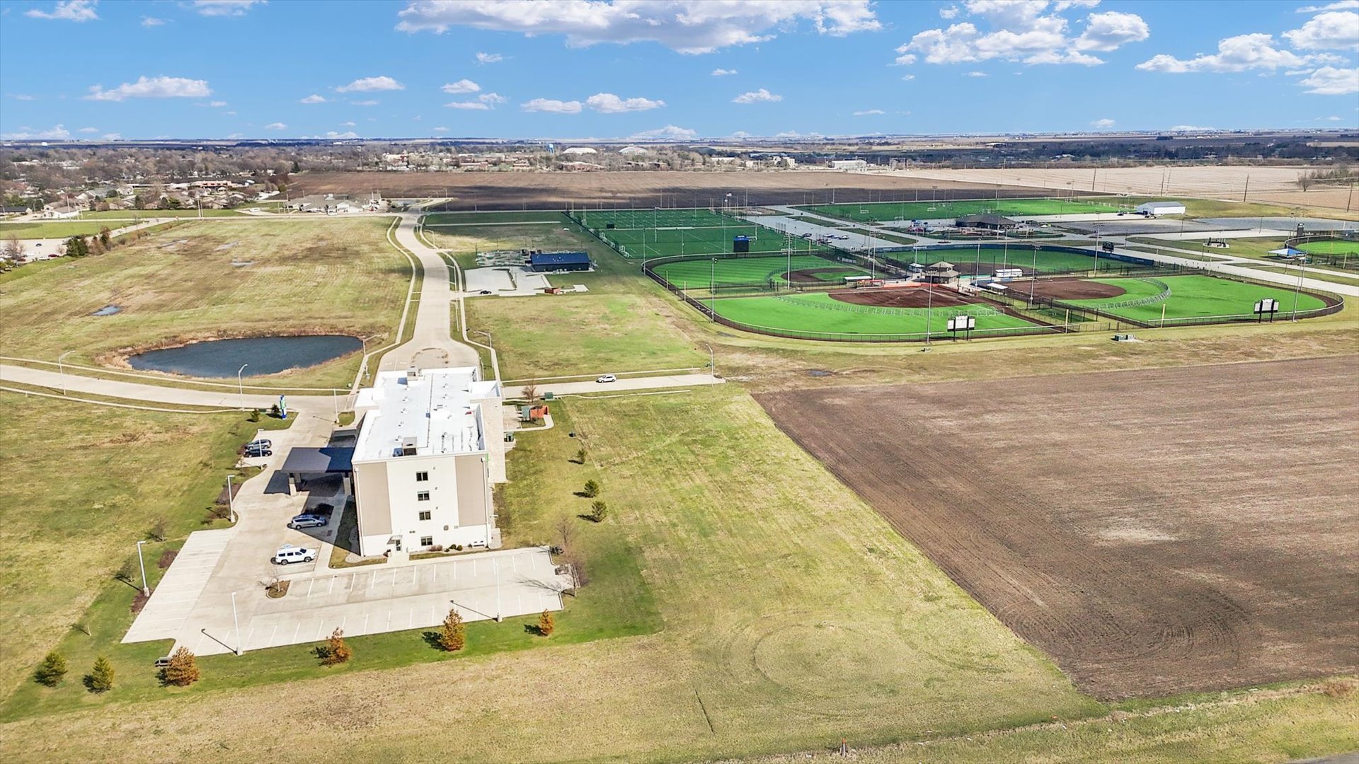 950 Broadmeadow Road Rantoul, IL 61866 - Photo 7 of 29