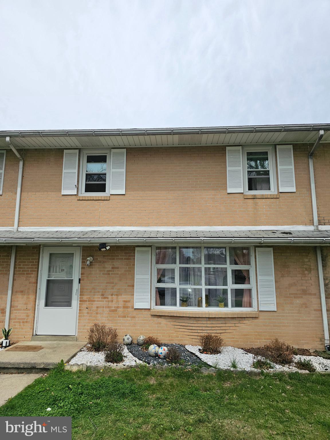85 Hamilton Road Chambersburg, PA 17201 - Photo 1 of 13 a front view of a house with a yard