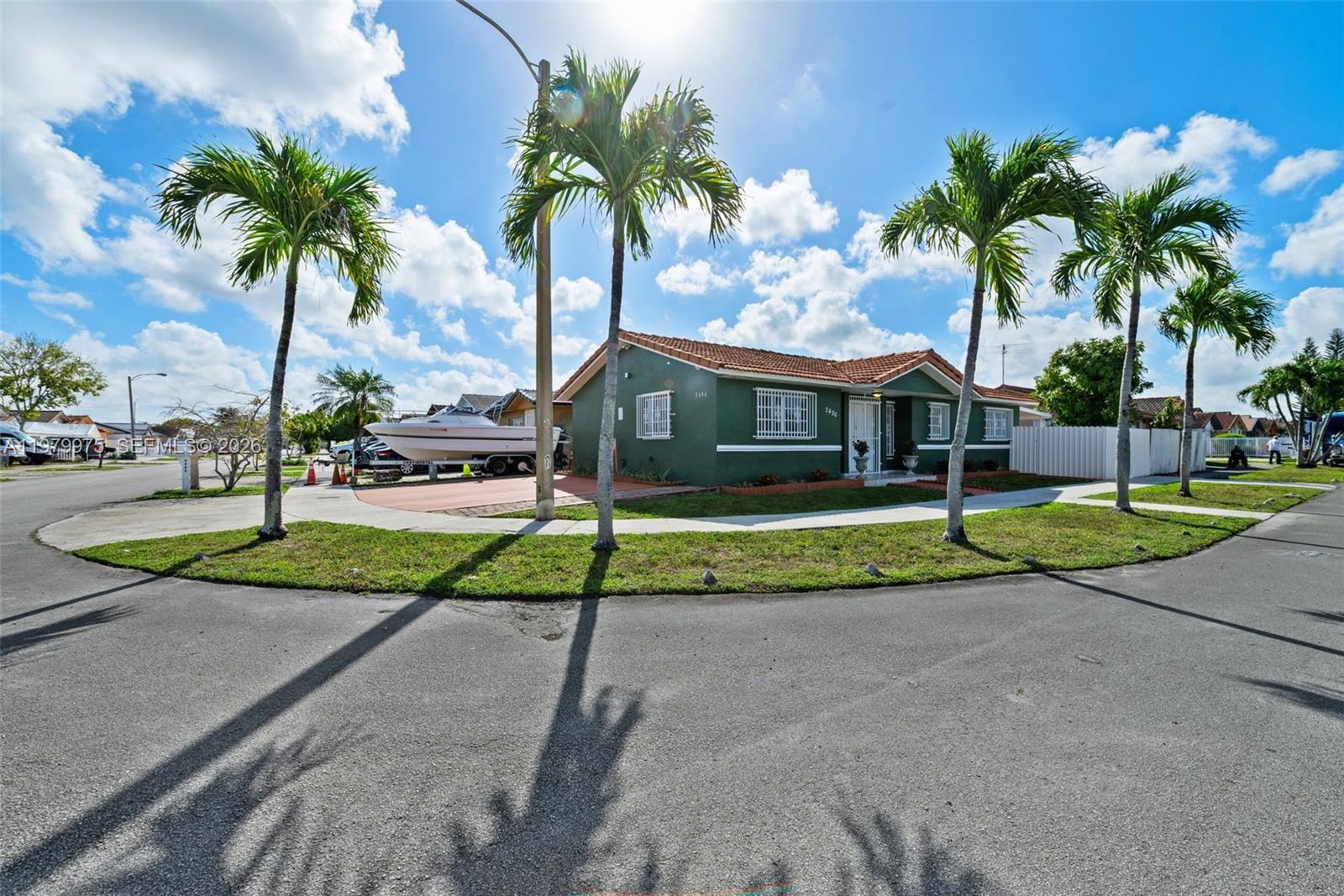 2496 West 70th Place Hialeah, FL 33016 - Photo 2 of 31