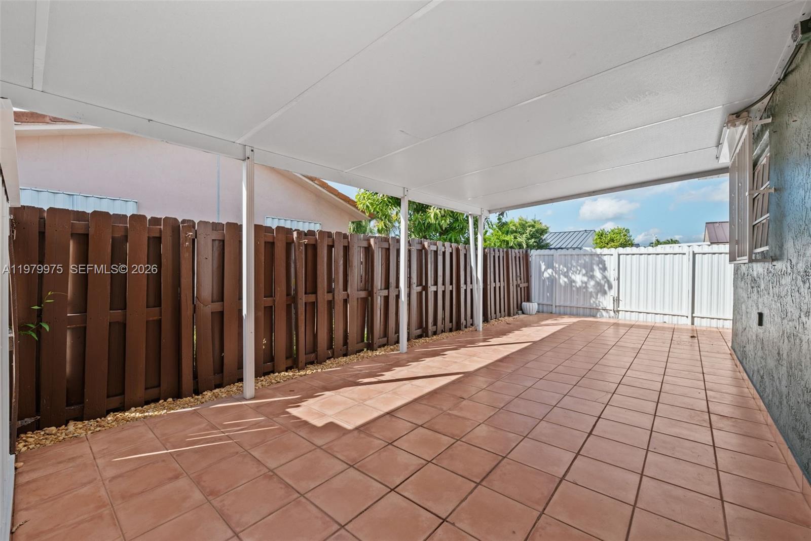 2496 West 70th Place Hialeah, FL 33016 - Photo 21 of 31