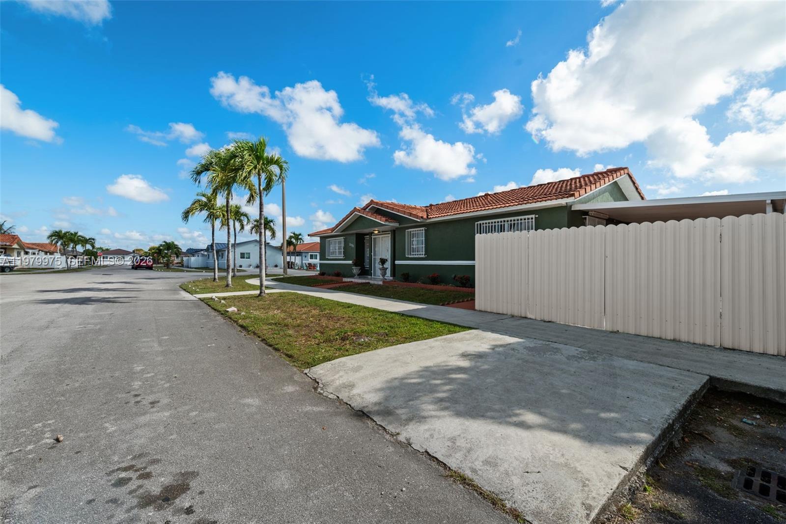 2496 West 70th Place Hialeah, FL 33016 - Photo 25 of 31