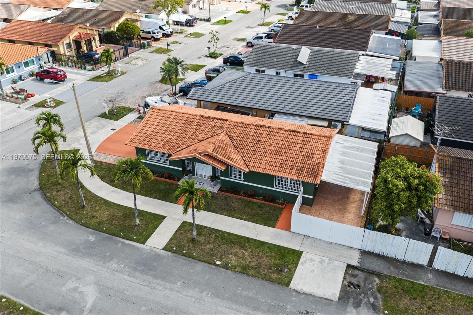 2496 West 70th Place Hialeah, FL 33016 - Photo 27 of 31