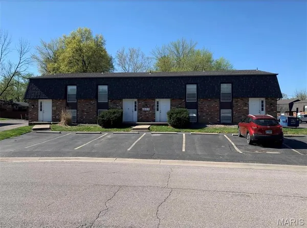 $1,150 | 601 White Oak Drive, Unit 3, O'Fallon, IL 62269